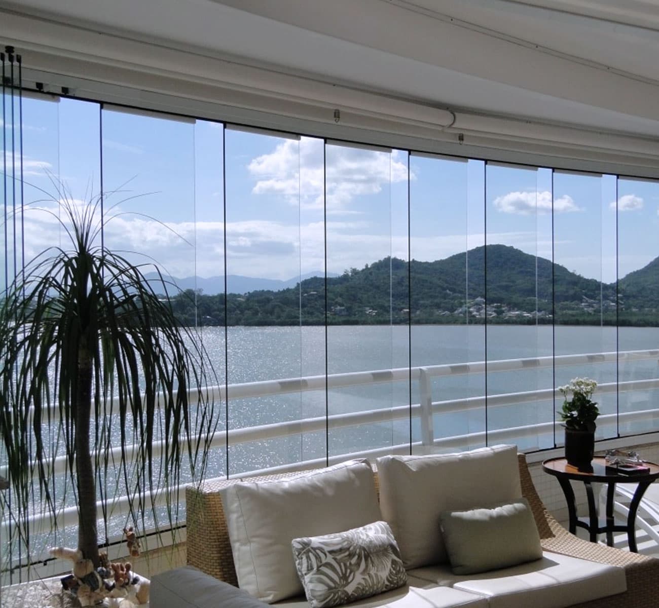 Cam Balkon Sistemleri — Nasıl Seçilir?